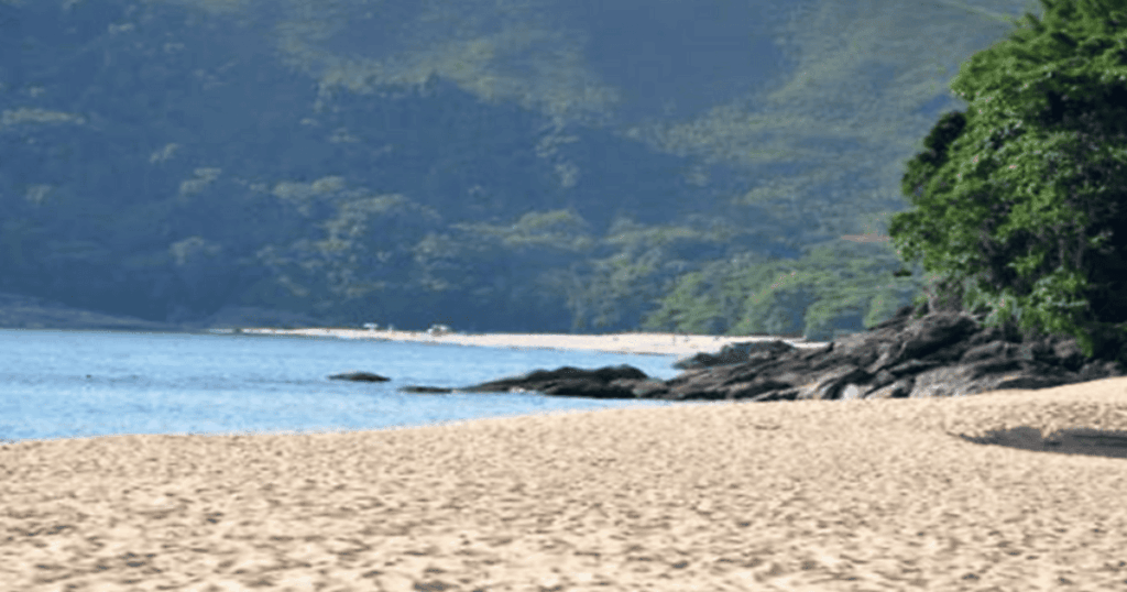 Praia Toque-Toque Pequeno (São Sebastião) no litoral norte de SP