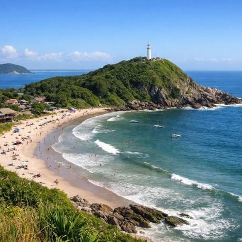 Ilha do Mel, praia paradisíaca no litoral do Paraná, com mar azul, farol e natureza preservada, um dos melhores destinos do Paraná.